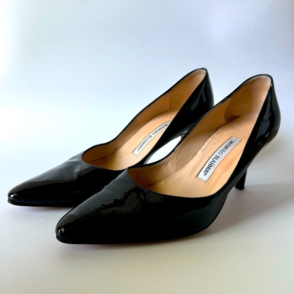 Manolo Blahnik Shoes - Manolo Blahnik - Black Patent Leather Kitten Heels Pumps - Size 8